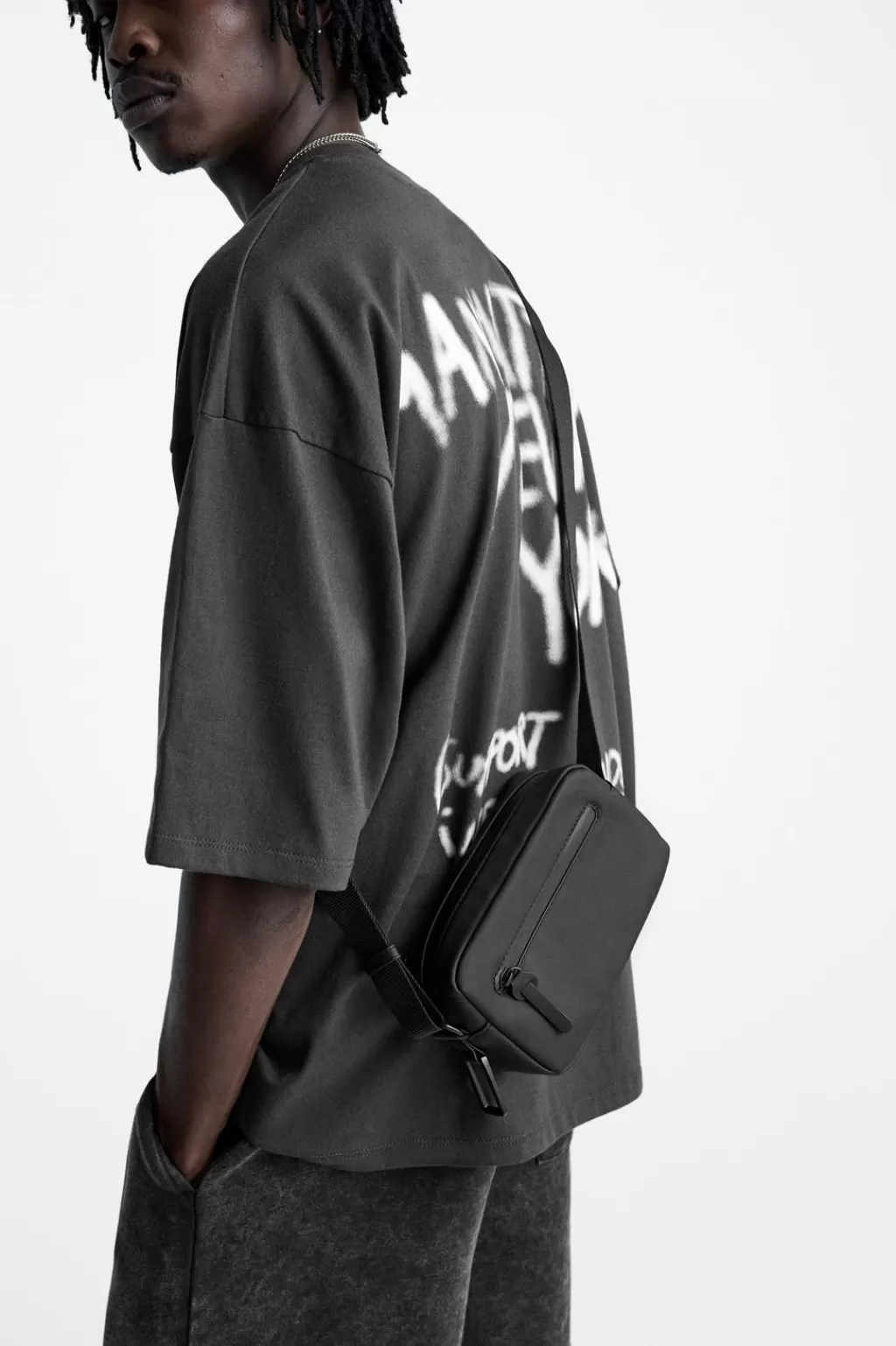 ZARA BANDOLERA ENGOMADA<Hombre Bolsos / Mochilas