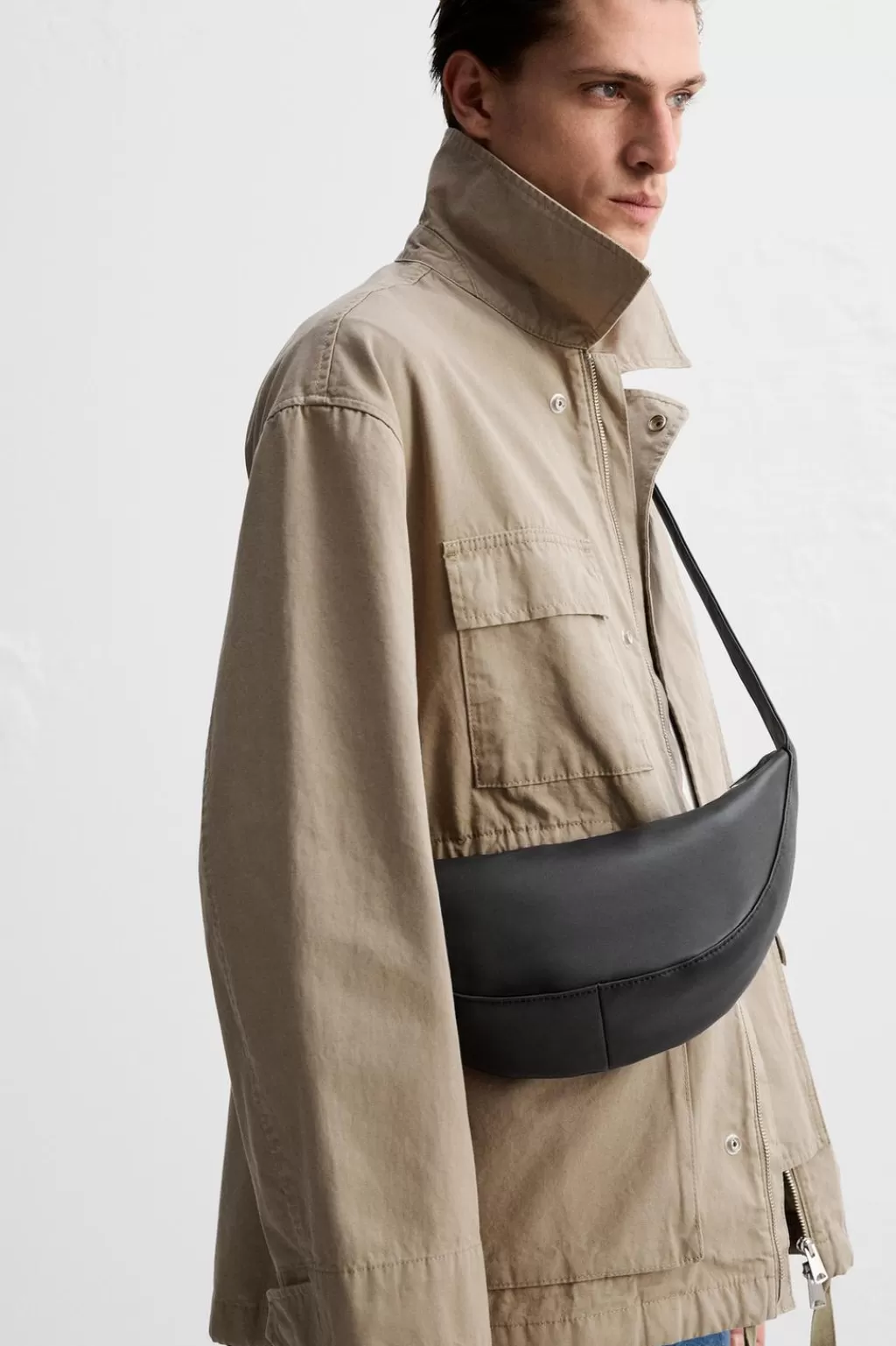 ZARA BANDOLERA PIEL<Hombre Bolsos / Mochilas