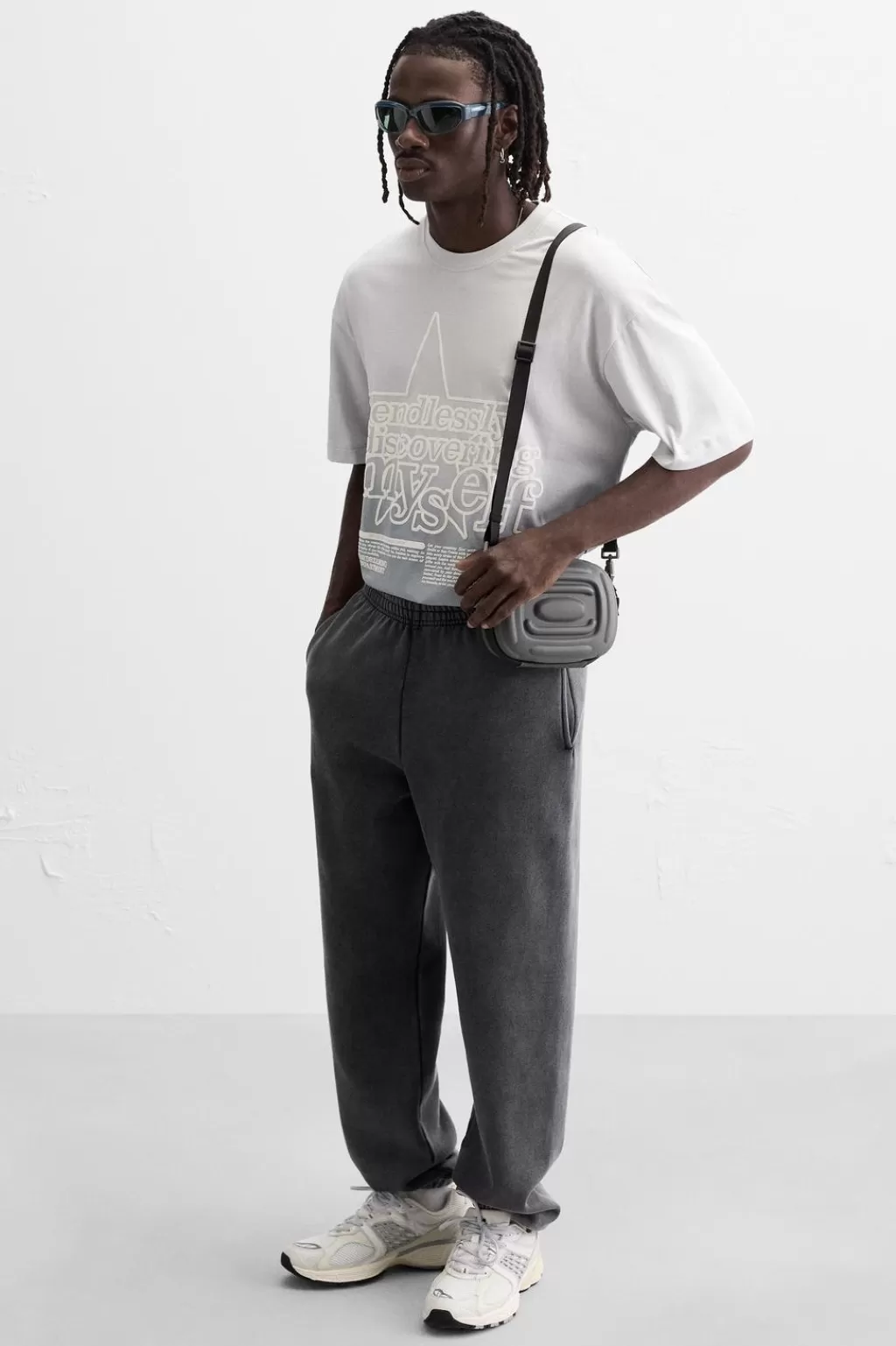ZARA BANDOLERA RÍGIDA ENGOMADA<Hombre Bolsos / Mochilas