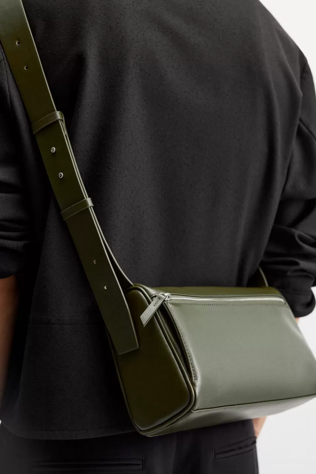 ZARA BANDOLERA SOFT<Hombre Bolsos / Mochilas