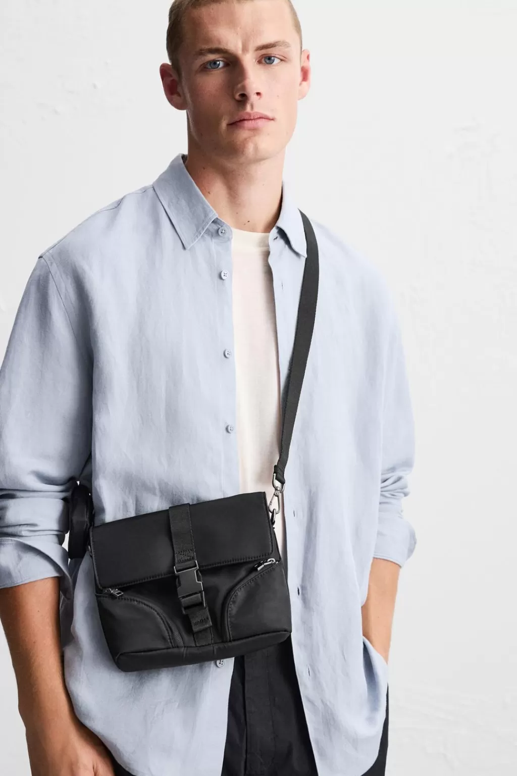 ZARA BANDOLERA SOLAPA MONEDERO<Hombre Bolsos / Mochilas