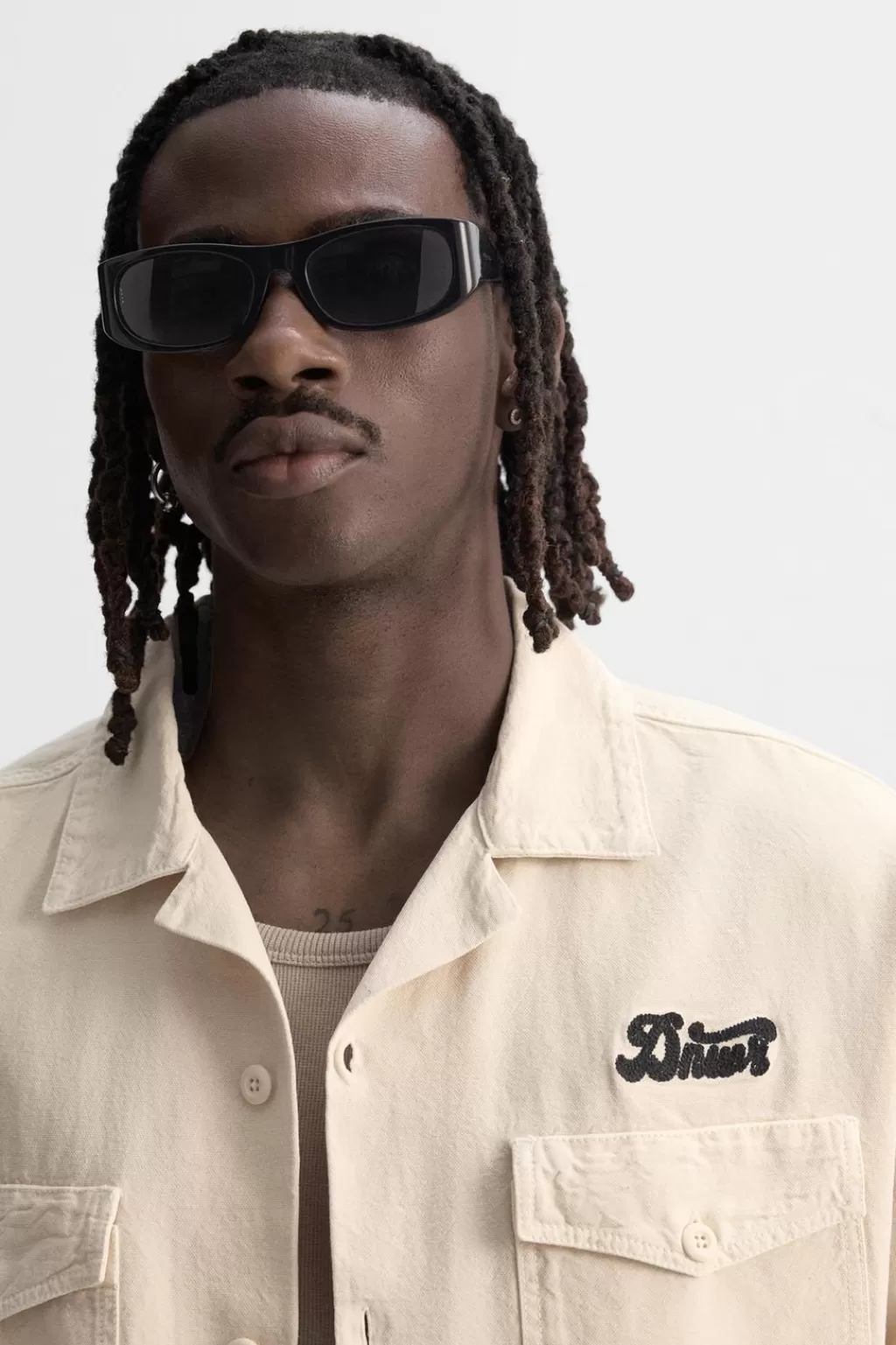ZARA CAMISA TEXTOS BORDADOS<Hombre Camisas