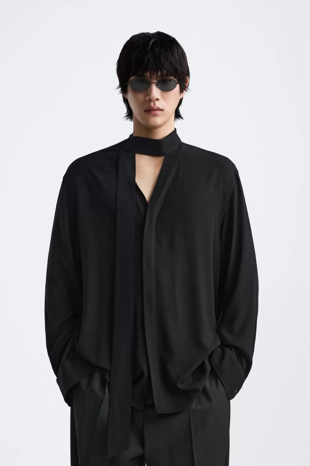 ZARA CAMISA VISCOSA LAZO<Hombre Camisas