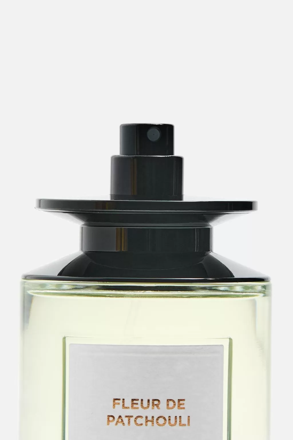 ZARA FLEUR DE PATCHOULI EDP 100 ML (3.4 FL.OZ)<Hombre Perfumes