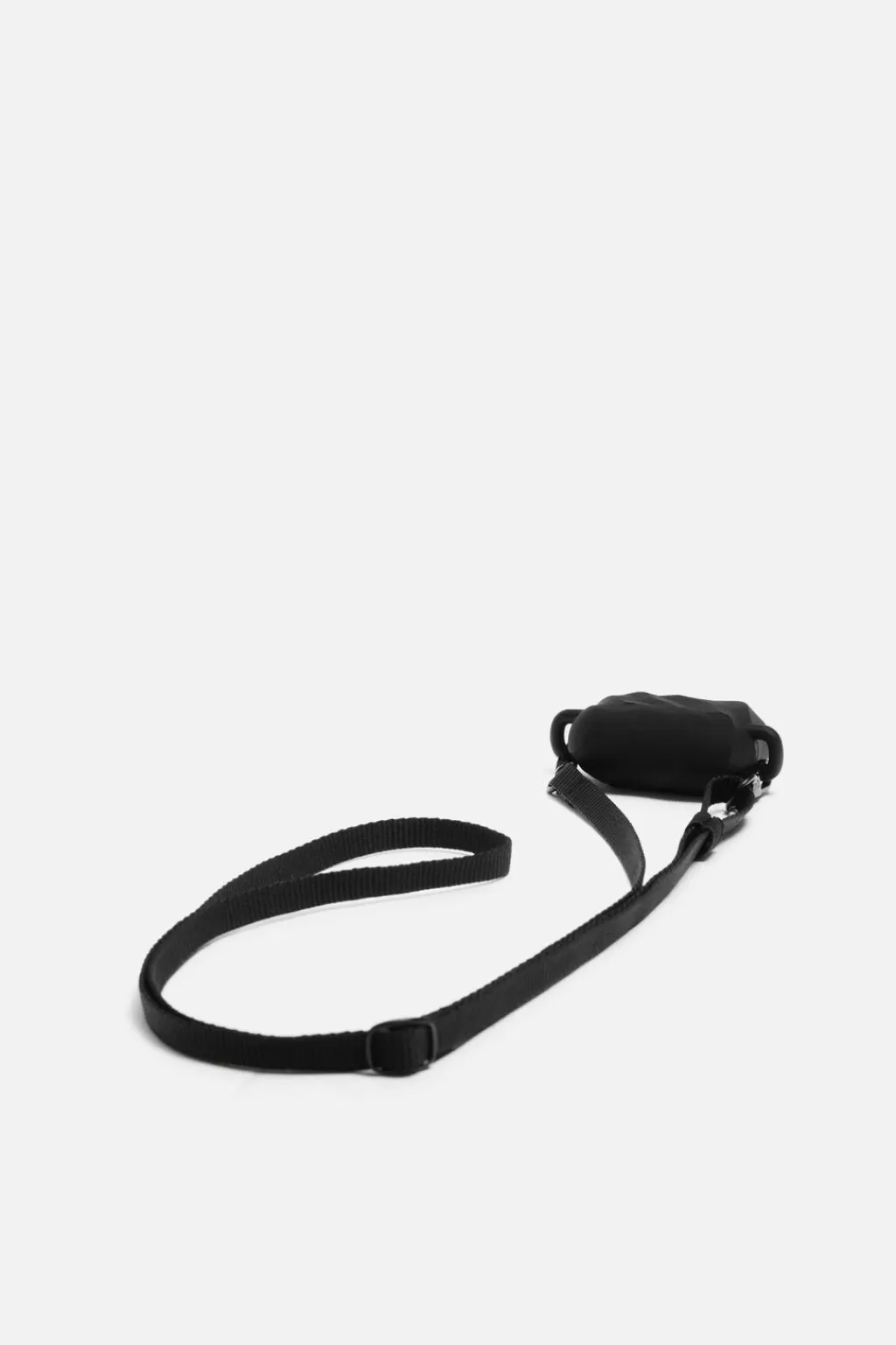 ZARA FUNDA AURICULARES<Hombre Bolsos / Mochilas