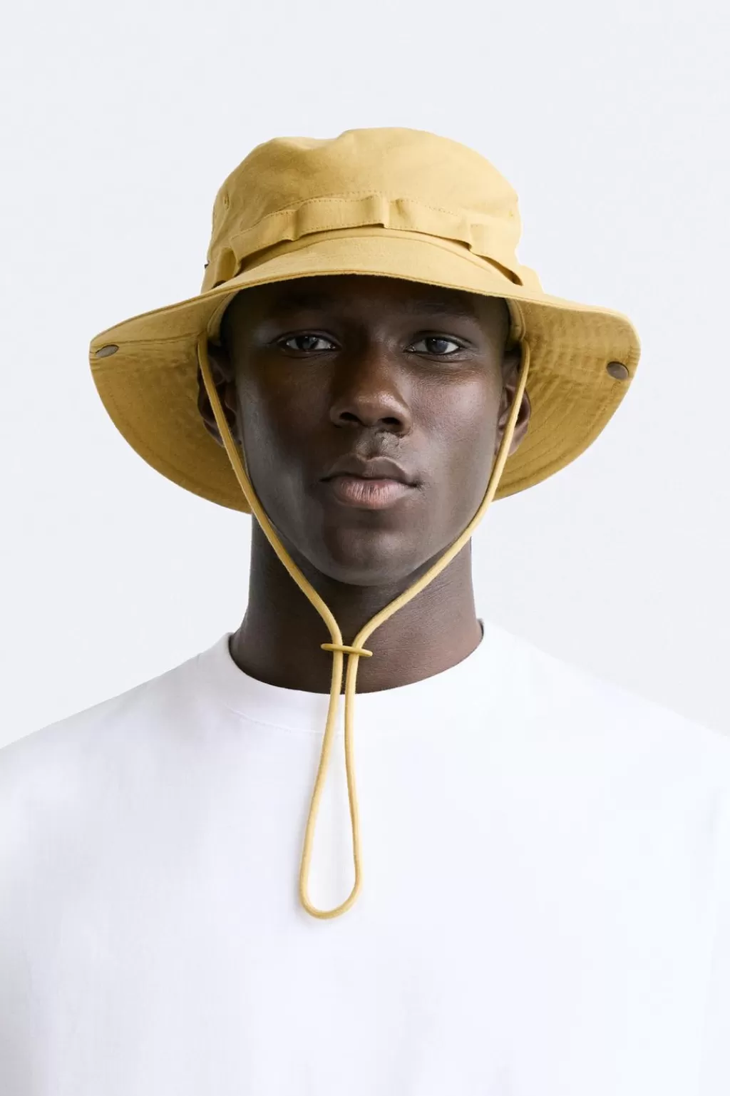 ZARA GORRO BUCKET UTILITY<Hombre Accesorios