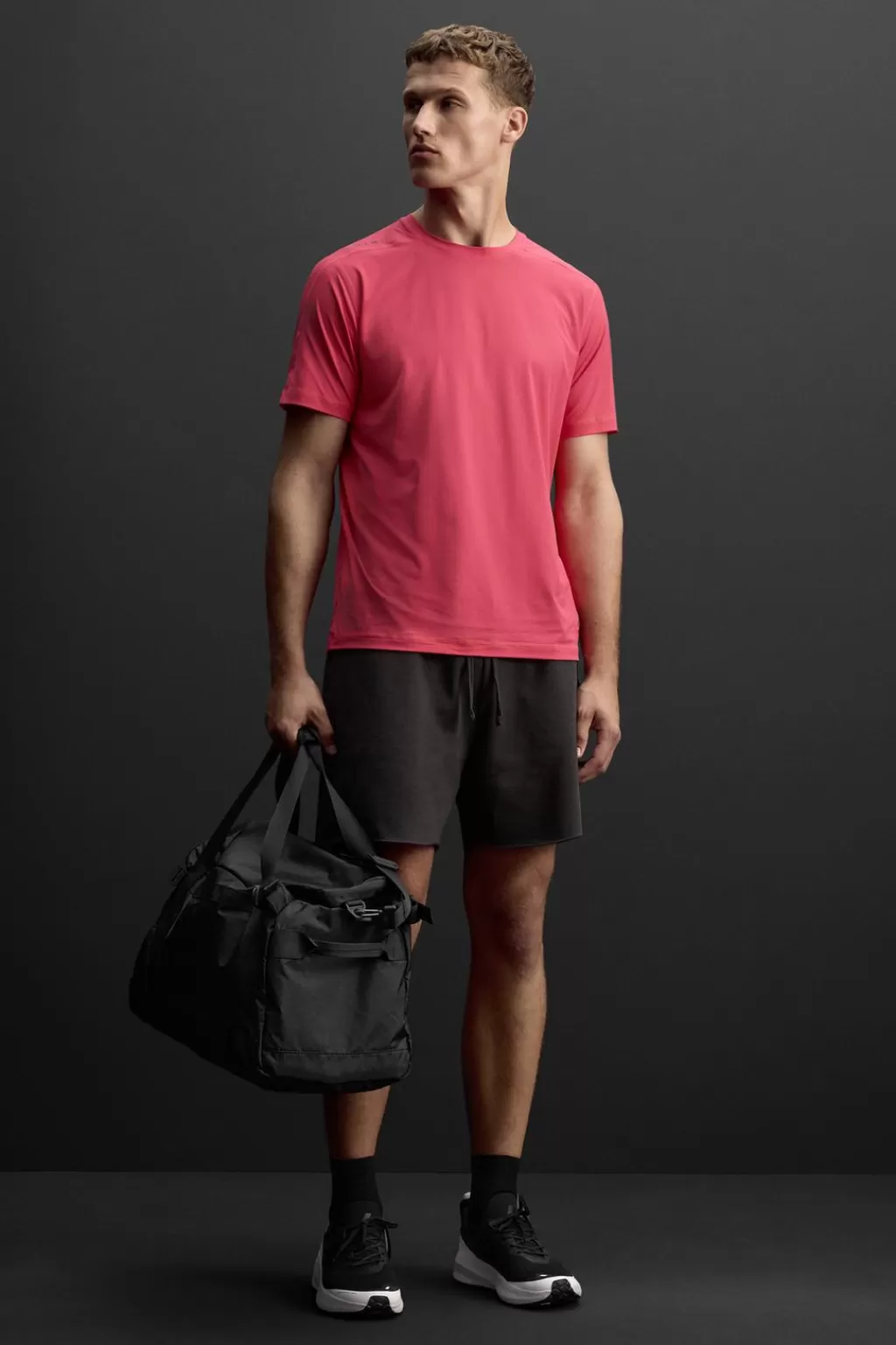 ZARA MALETA DEPORTIVA TÉCNICA<Hombre Bolsos / Mochilas