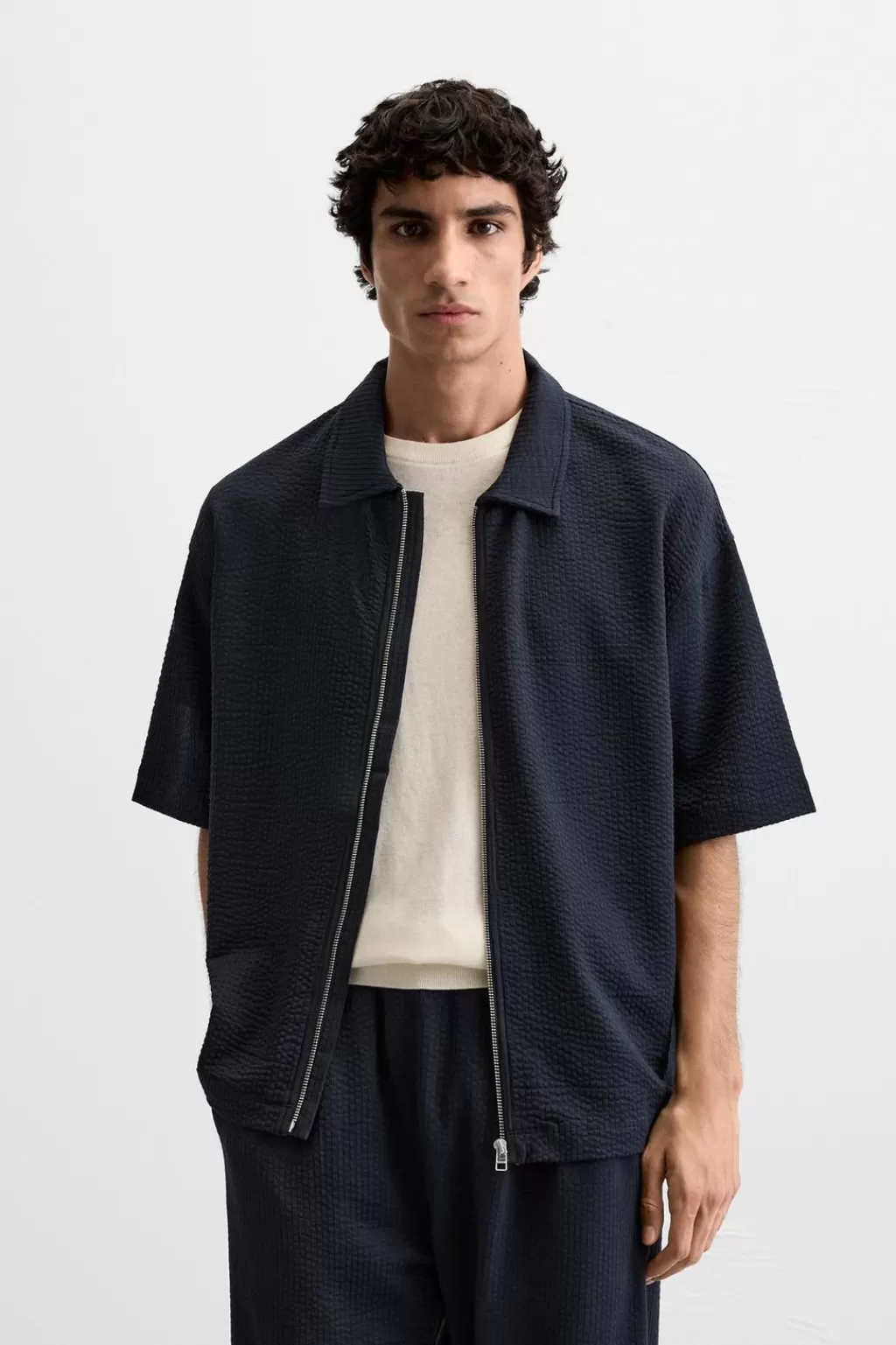 ZARA POLO SEERSUCKER CREMALLERA<Hombre Camisas