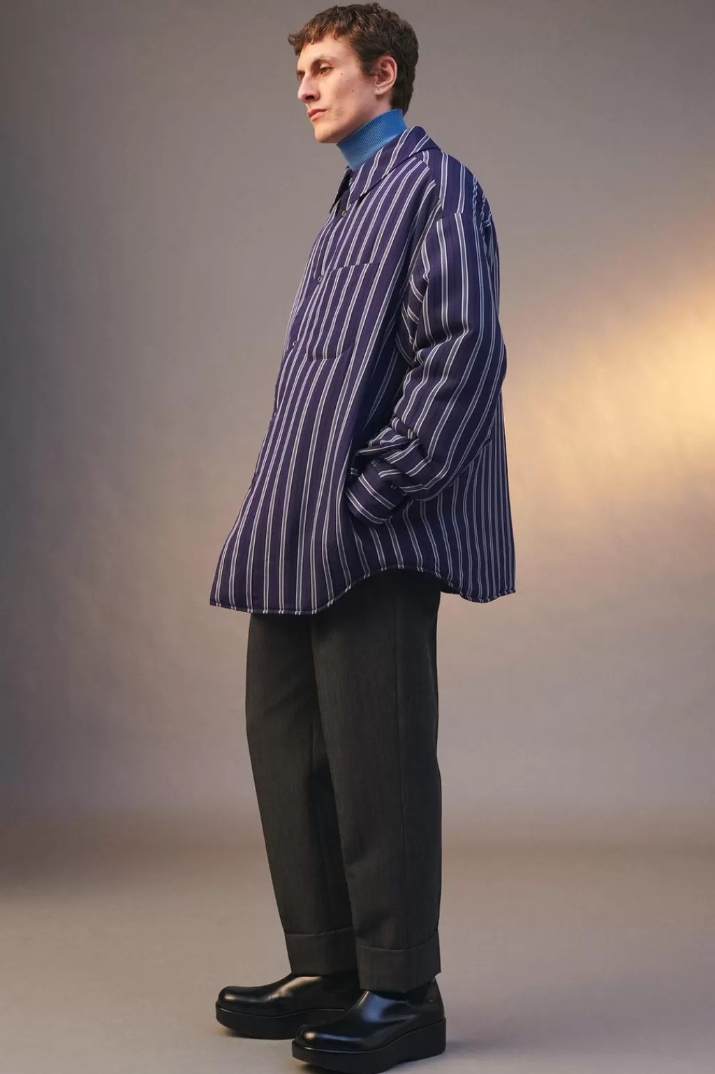 ZARA SOBRECAMISA OVERSIZE RAYAS LIMITED EDITION<Hombre Camisas