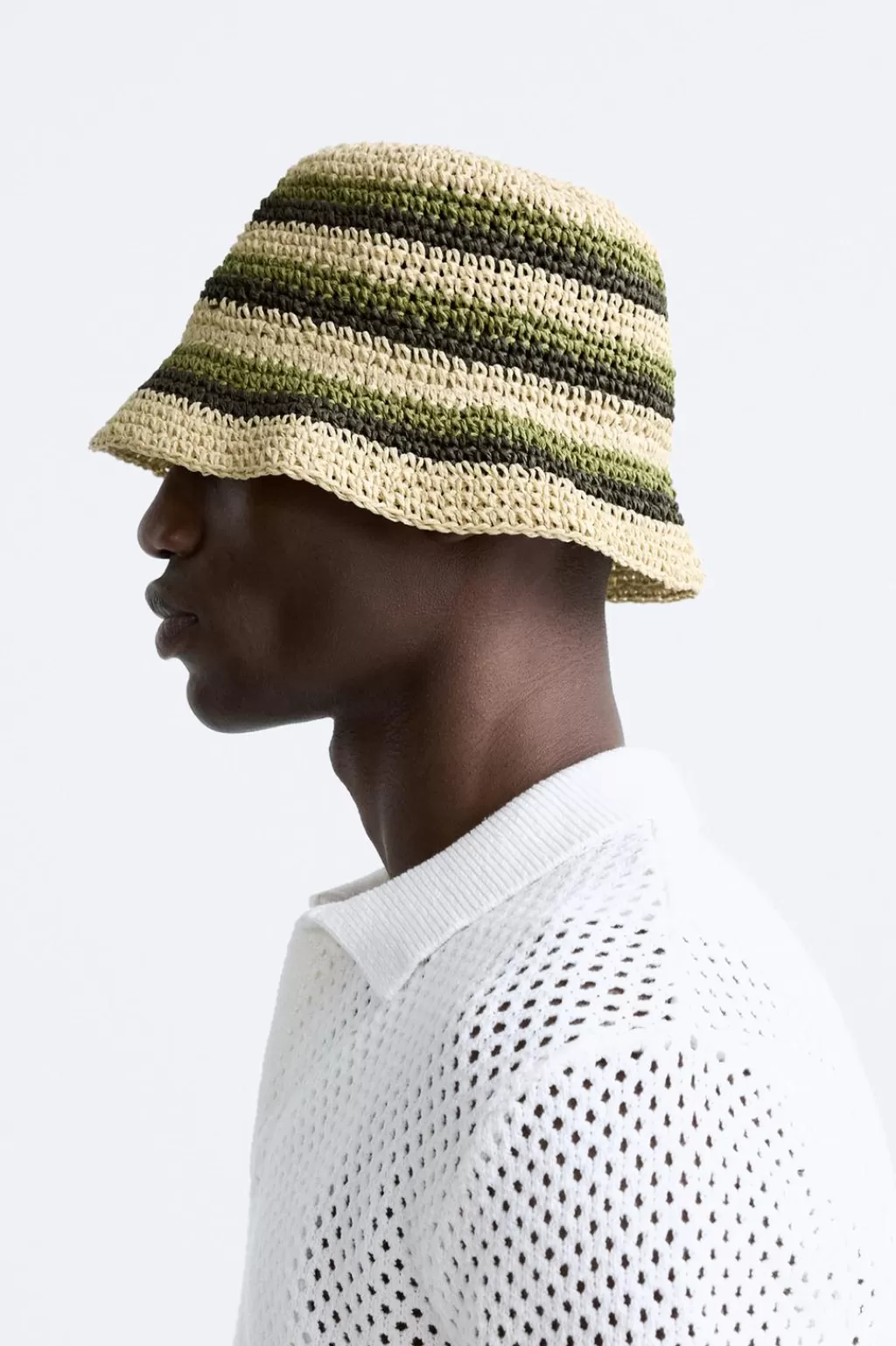 ZARA SOMBRERO CROCHET RAYAS<Hombre Accesorios