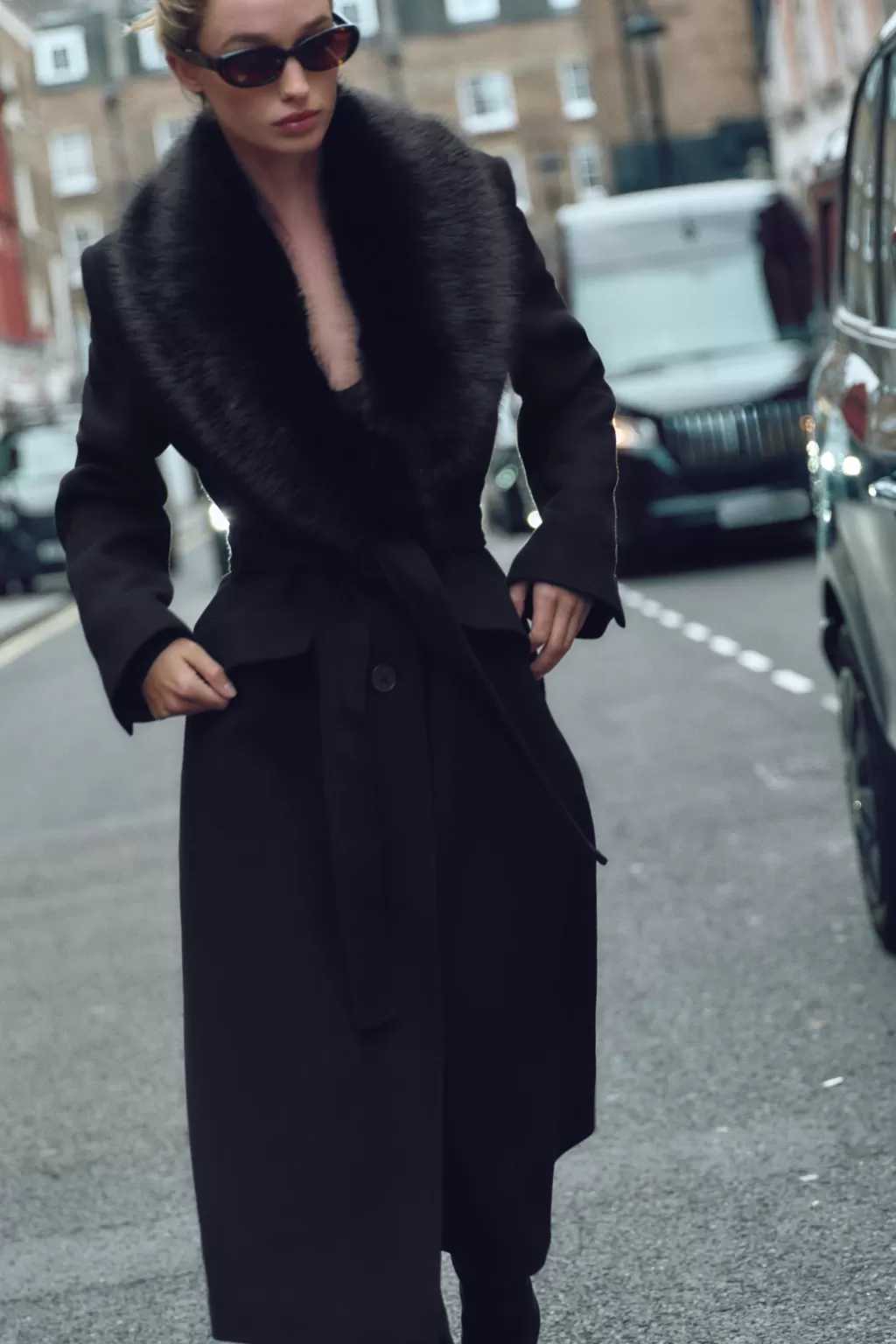 ZARA ABRIGO SOLAPA EFECTO PELO CON LANA<Mujer Abrigos / Anoraks