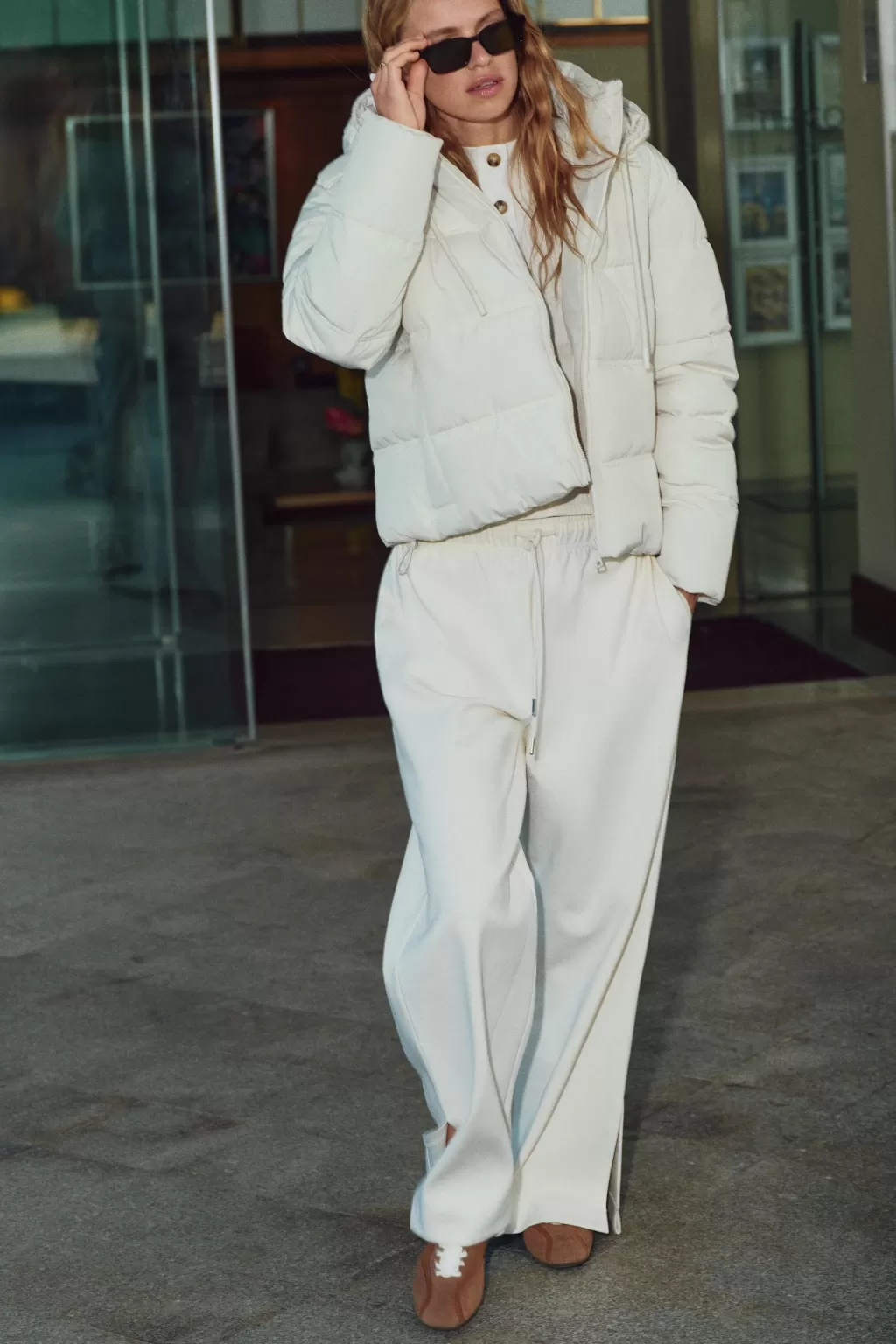 ZARA ANORAK ACOLCHADO CORTO WATER AND WIND PROTECTION<Mujer Abrigos / Anoraks