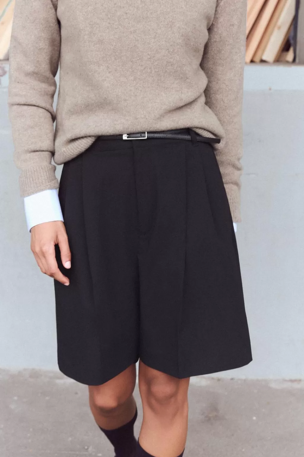 ZARA BERMUDA PLIEGUES CINTURÓN<Mujer Faldas / Shorts