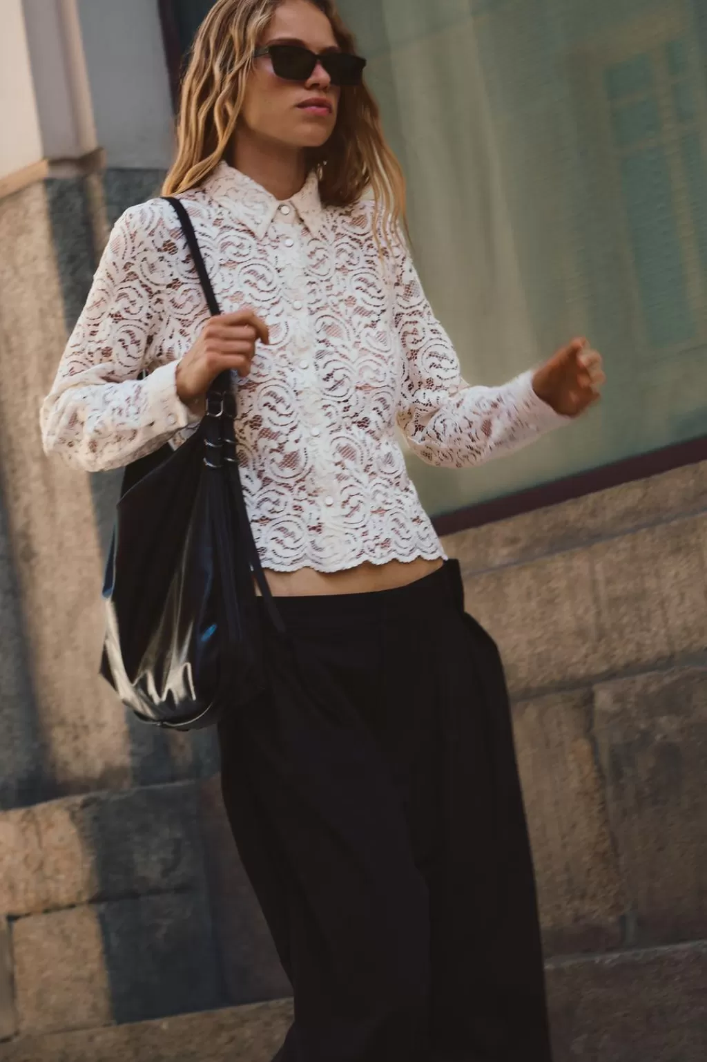 ZARA CAMISA ENCAJE<Mujer Camisas / Blusas