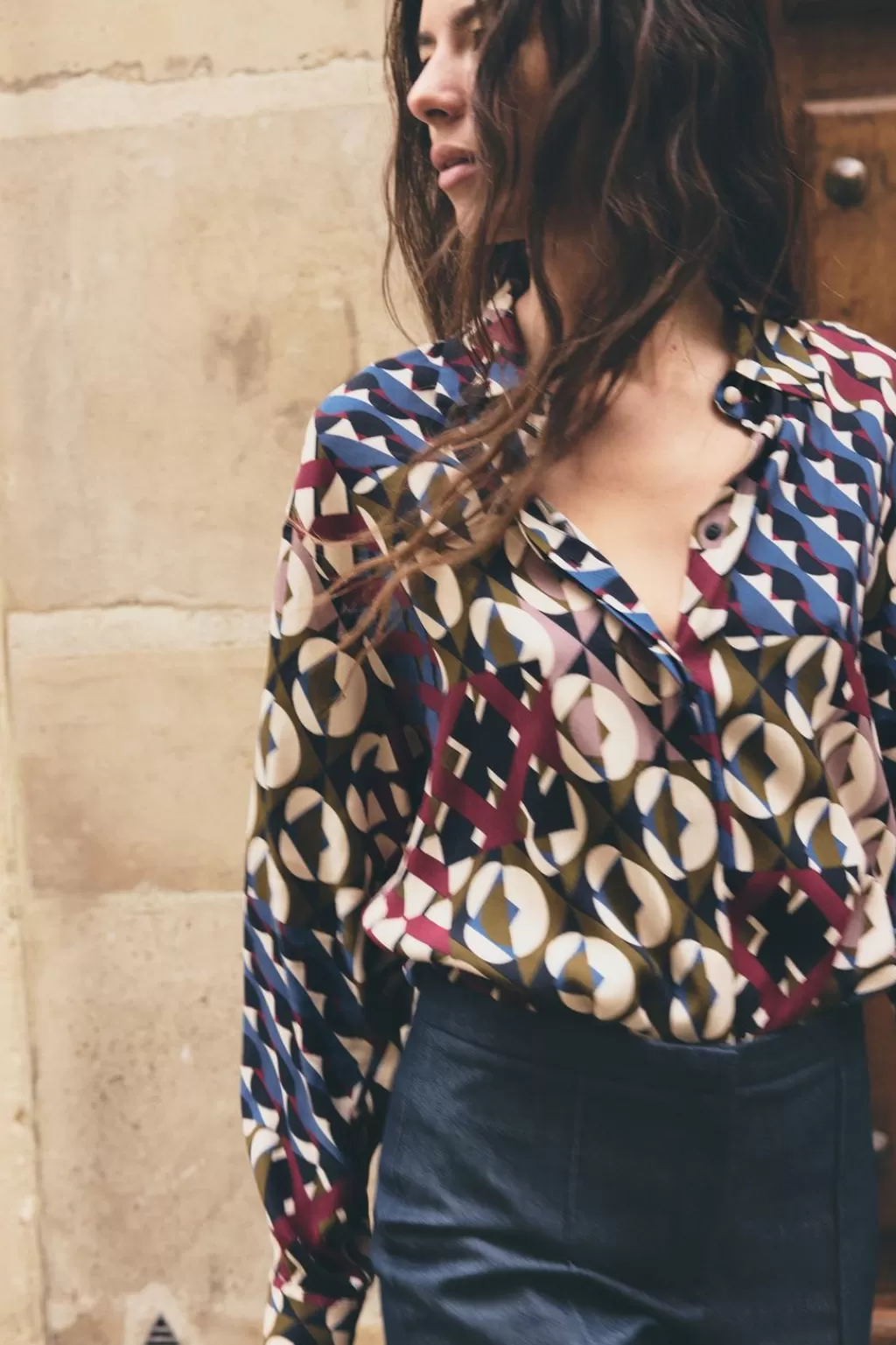 ZARA CAMISA ESTAMPADO GEOMÉTRICO<Mujer Camisas / Blusas