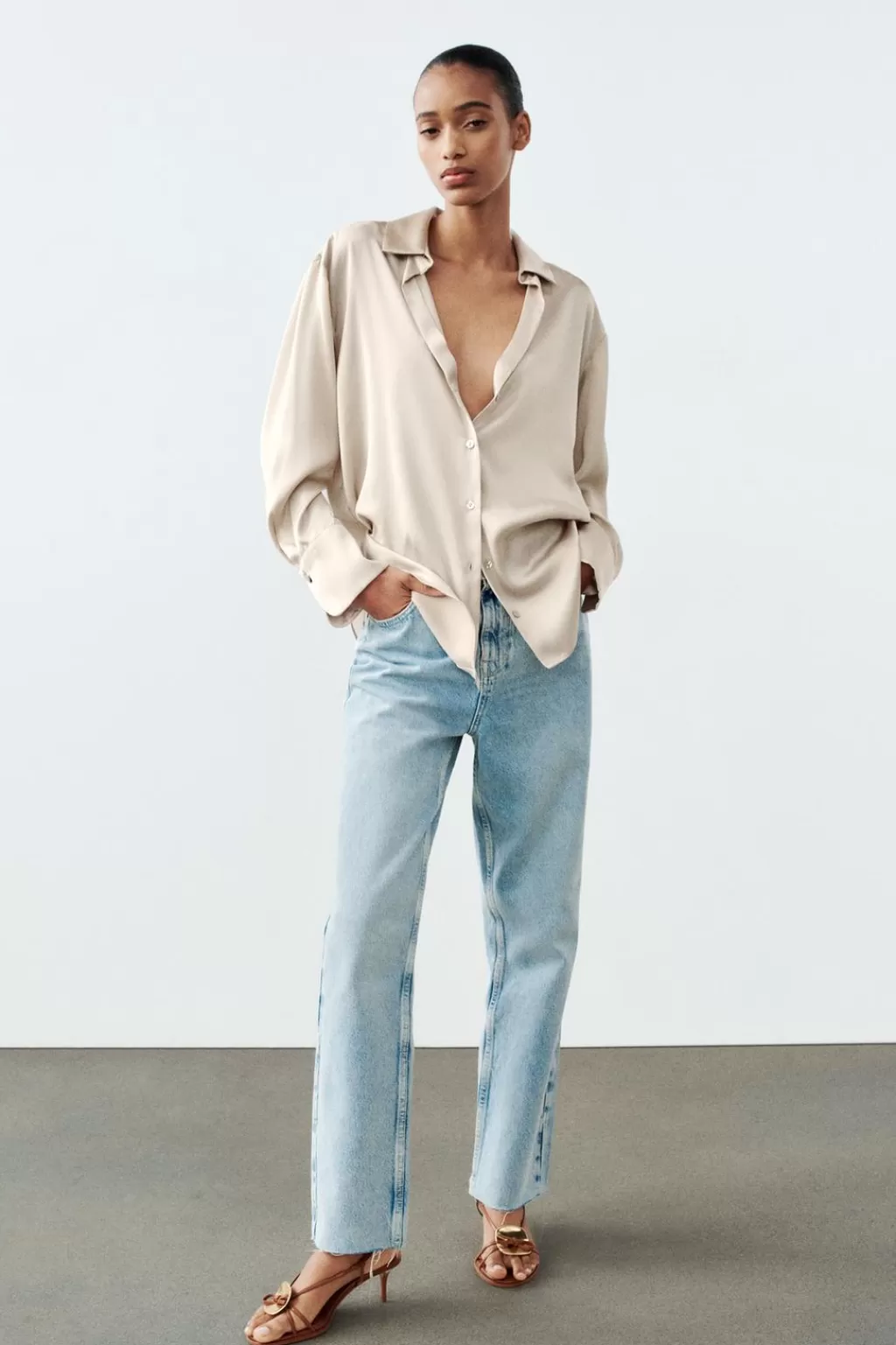 ZARA CAMISA SATINADA<Mujer Camisas / Blusas