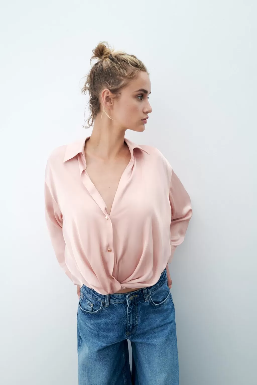 ZARA CAMISA SATINADA NUDO<Mujer Camisas / Blusas