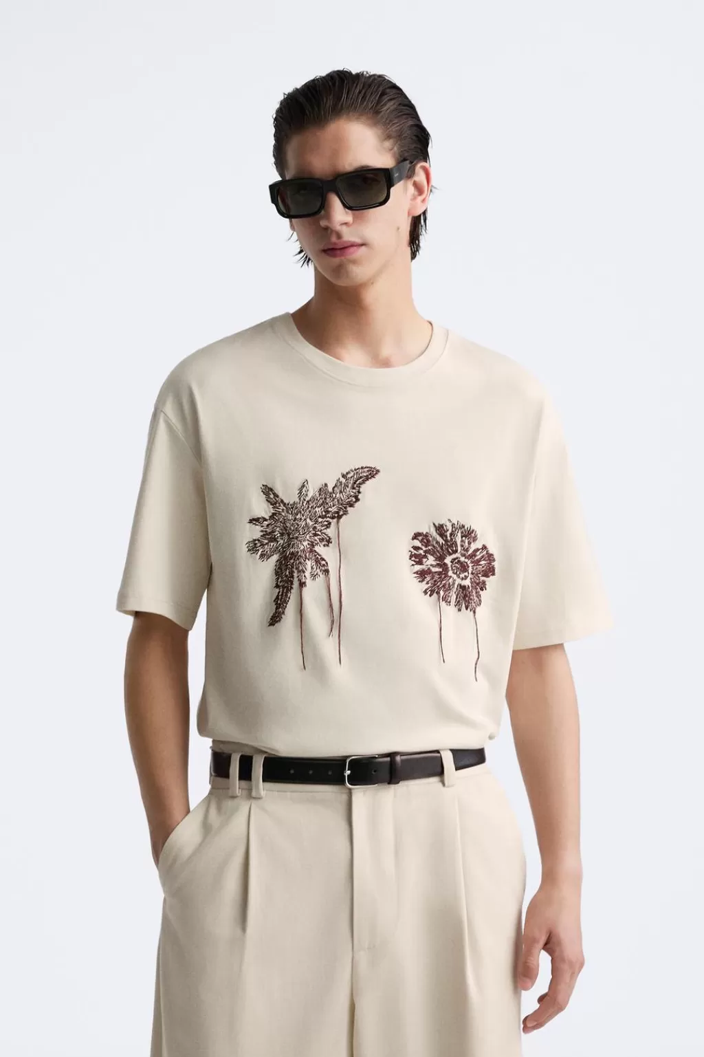 ZARA CAMISETA BORDADO FLOR<Hombre Camisetas