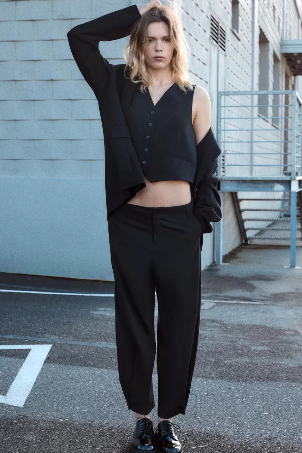 ZARA CHALECO TRABILLA<Mujer Blazers / Chalecos