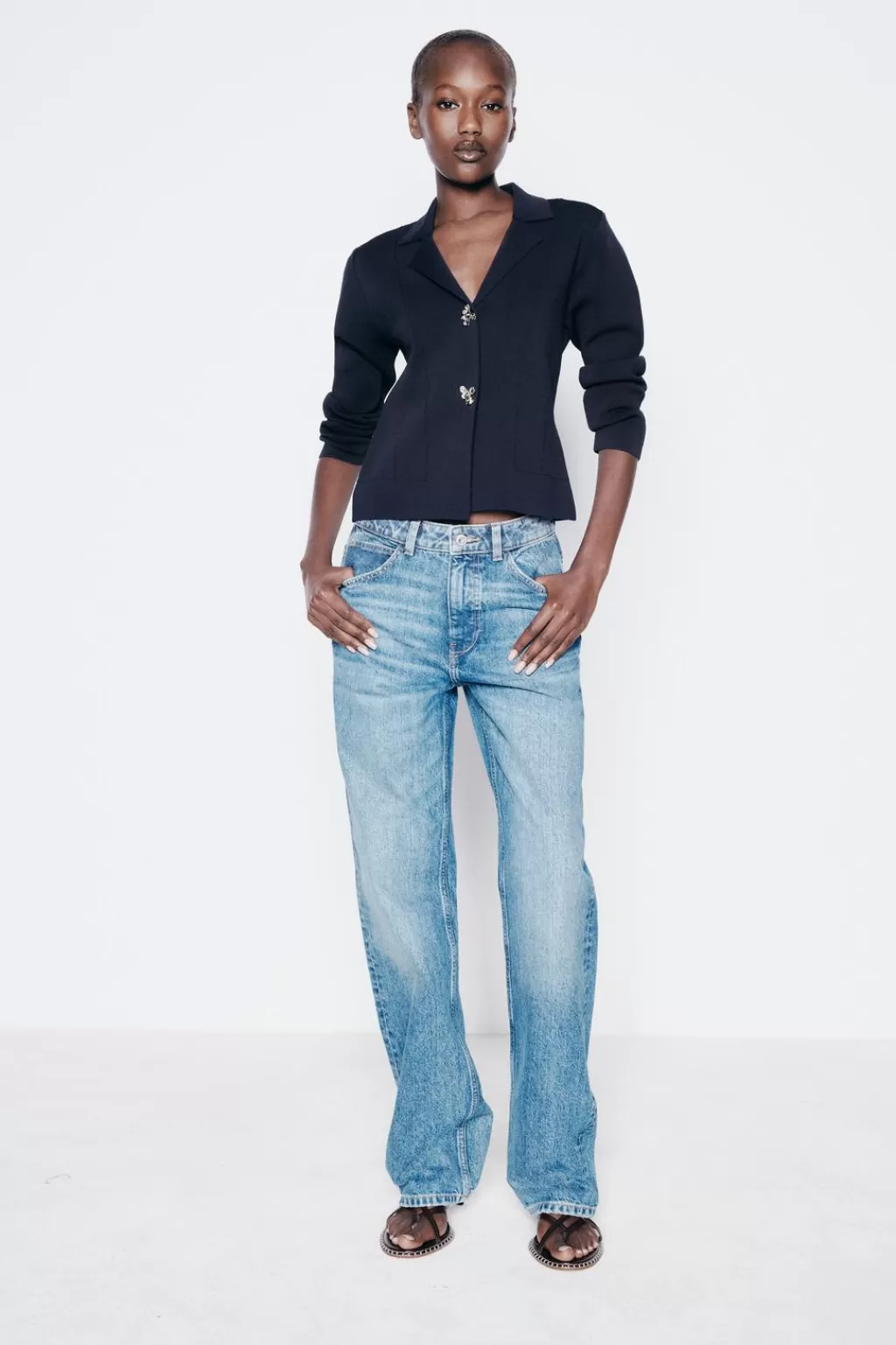 ZARA CHAQUETA BLAZER PUNTO BOTÓN FLOR<Mujer Blazers / Chalecos | Cárdigan / Jerséis