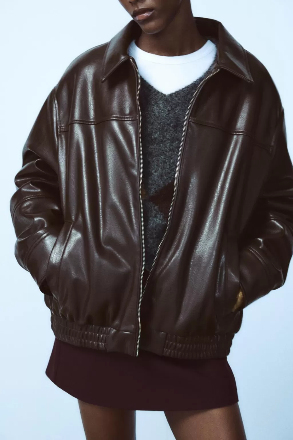 ZARA CHAQUETA BOMBER EFECTO PIEL<Mujer Chaquetas / Cazadoras