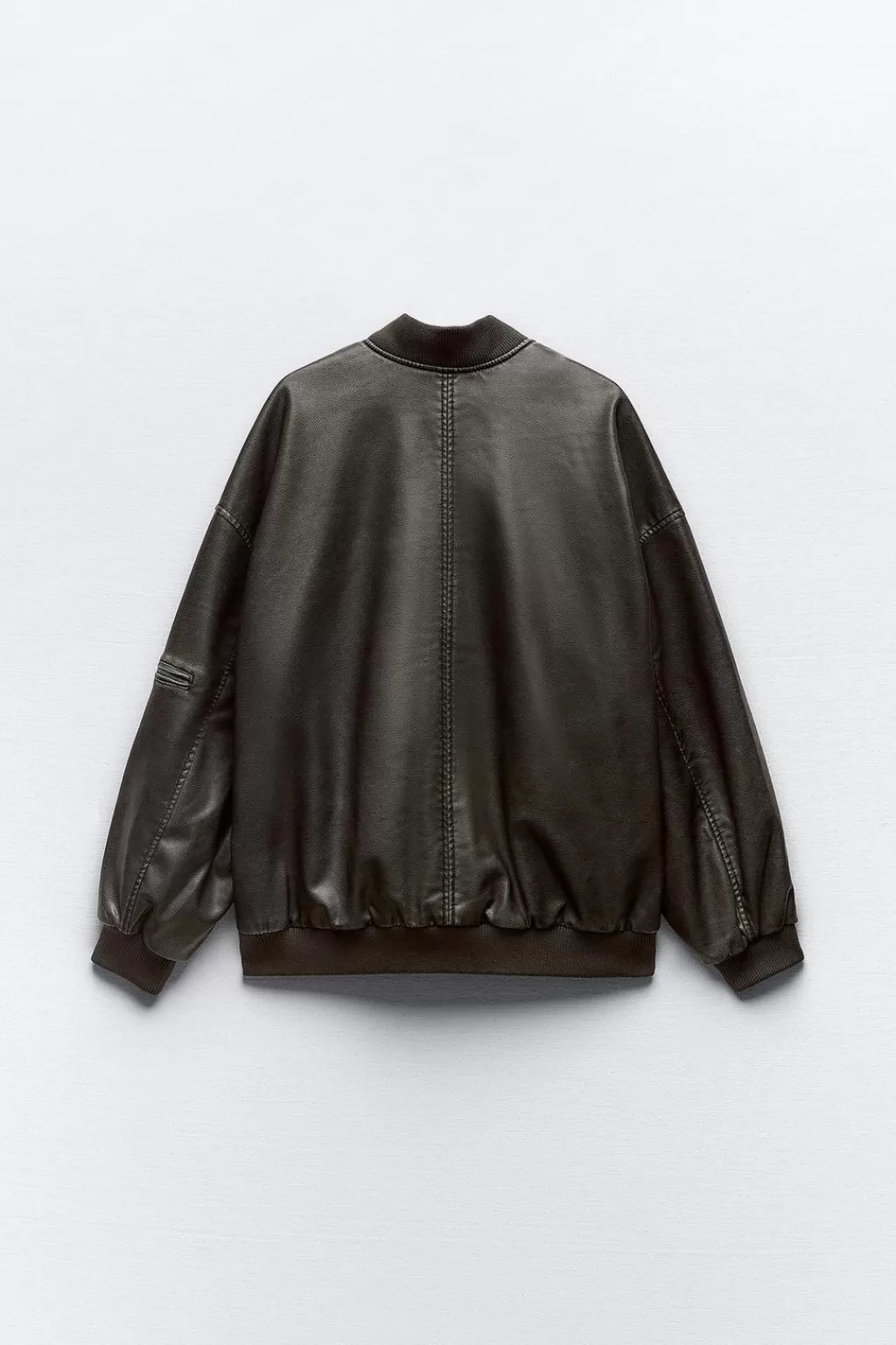 ZARA CHAQUETA BOMBER OVERSIZE EFECTO PIEL DESGASTADA<Mujer Chaquetas / Cazadoras