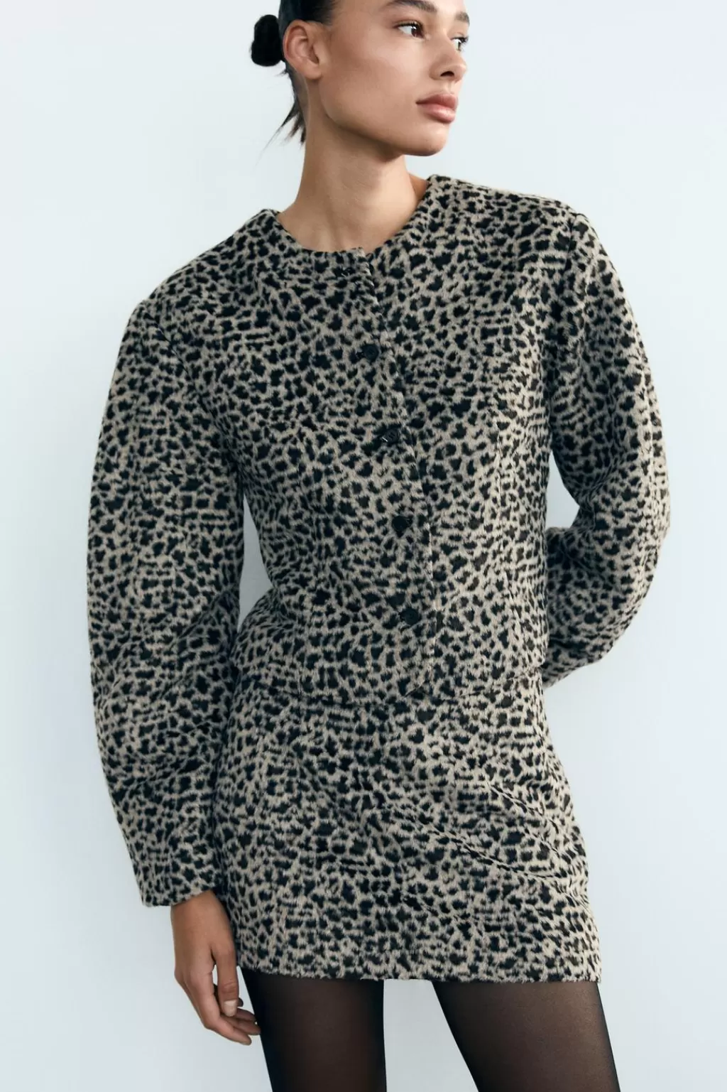 ZARA CHAQUETA ESTAMPADO ANIMAL<Mujer Chaquetas / Cazadoras