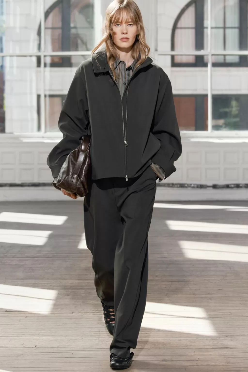 ZARA CHAQUETA MINIMAL ZW COLLECTION<Mujer Chaquetas / Cazadoras