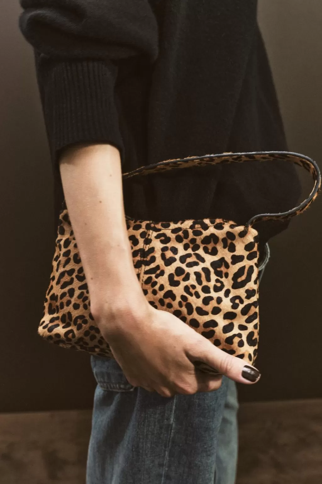 ZARA MINI BOLSO PIEL ESTAMPADO ANIMAL<Mujer Accesorios / Bisuteria