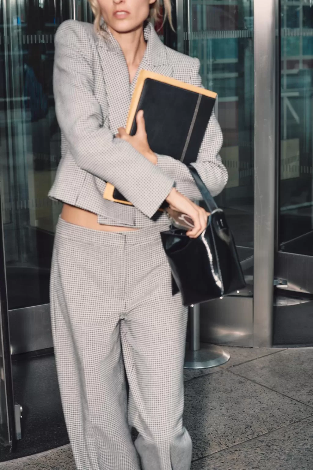 ZARA PANTALÓN ANCHO PATA DE GALLO<Mujer Pantalones