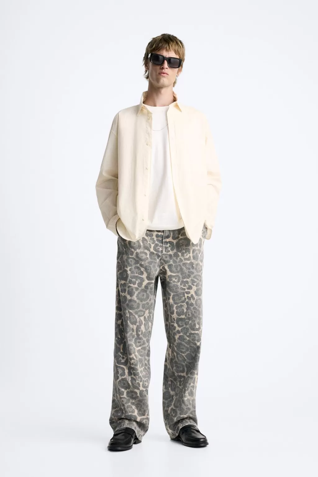 ZARA PANTALÓN CARPINTERO ESTAMPADO ANIMAL<Hombre Pantalones