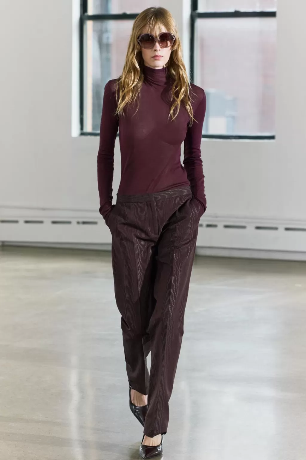 ZARA PANTALÓN EFECTO MOIRÉ ZW COLLECTION<Mujer Pantalones