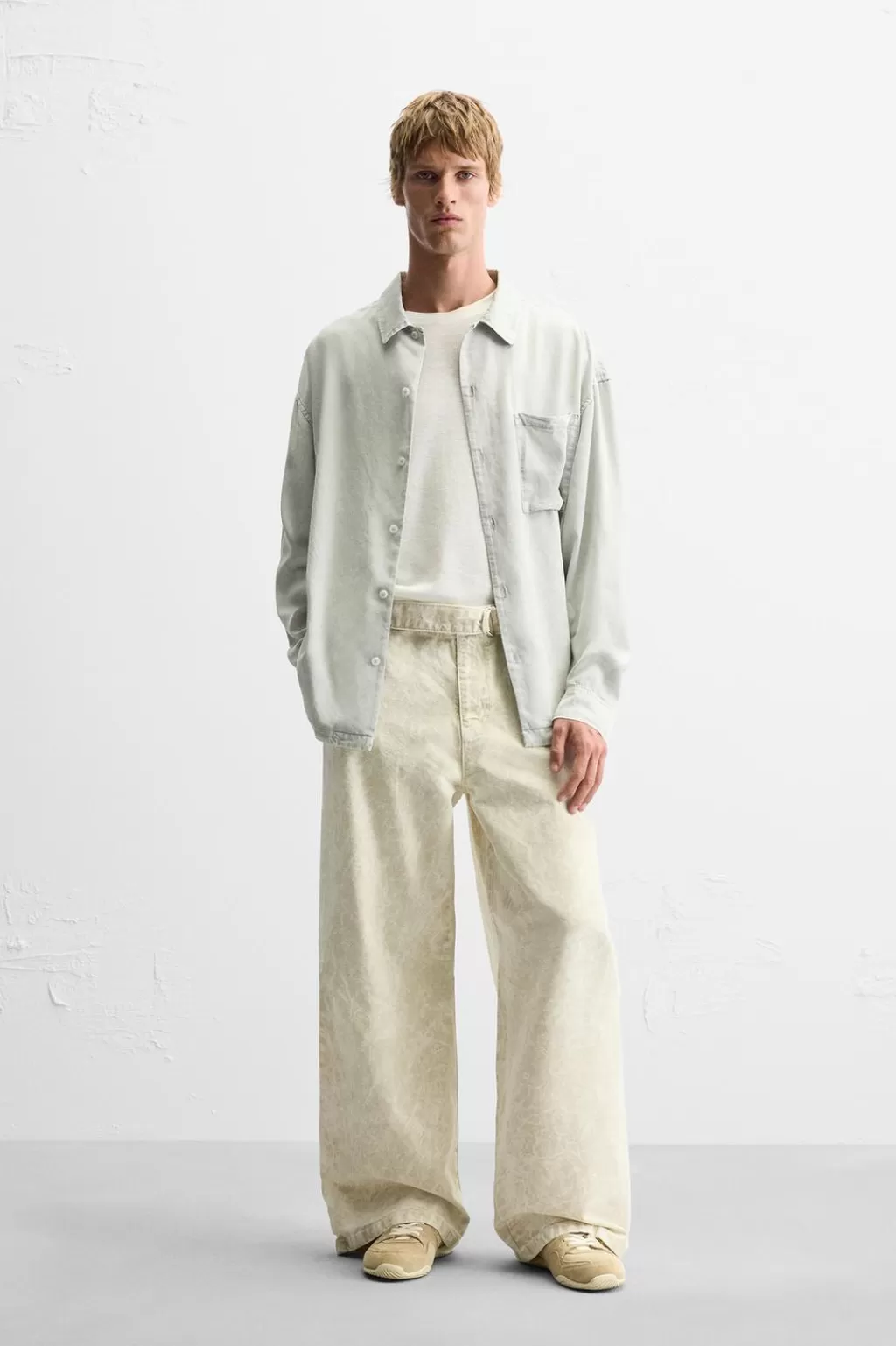 ZARA PANTALÓN ESTAMPADO ABSTRACTO<Hombre Pantalones