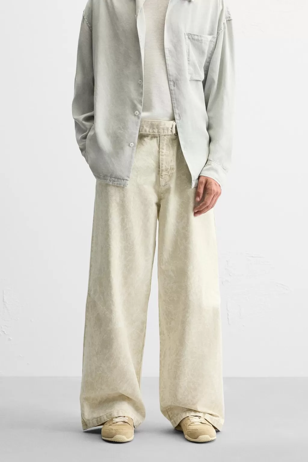 ZARA PANTALÓN ESTAMPADO ABSTRACTO<Hombre Pantalones