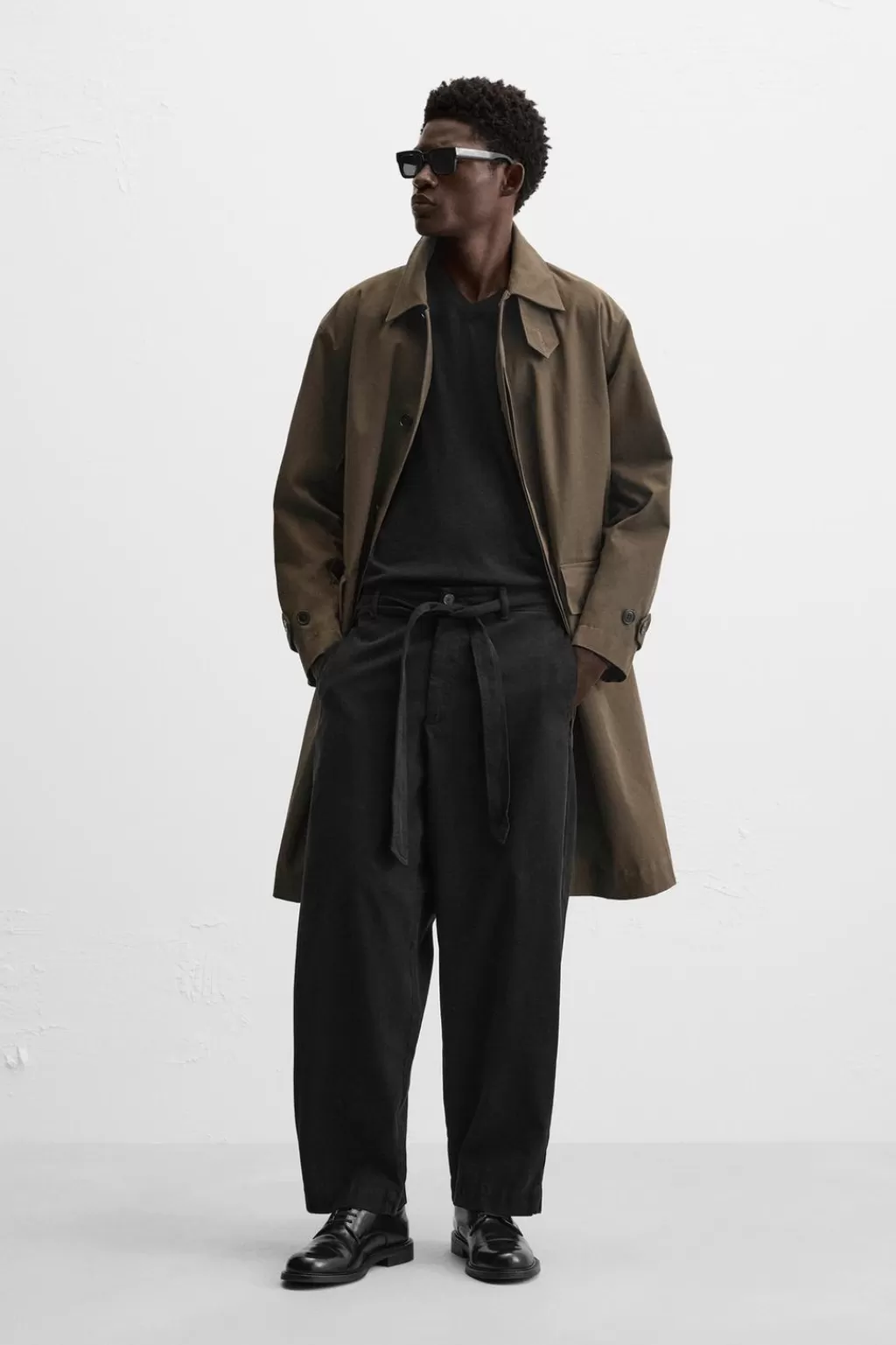 ZARA PANTALÓN ESTRUCTURA CINTURÓN<Hombre Pantalones