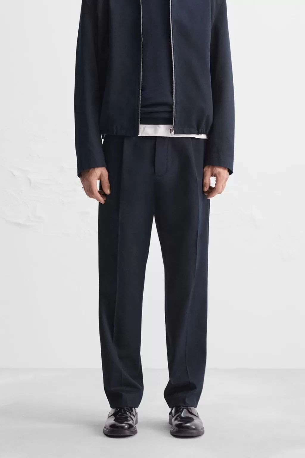 ZARA PANTALÓN ESTRUCTURA PLIEGUES<Hombre Pantalones