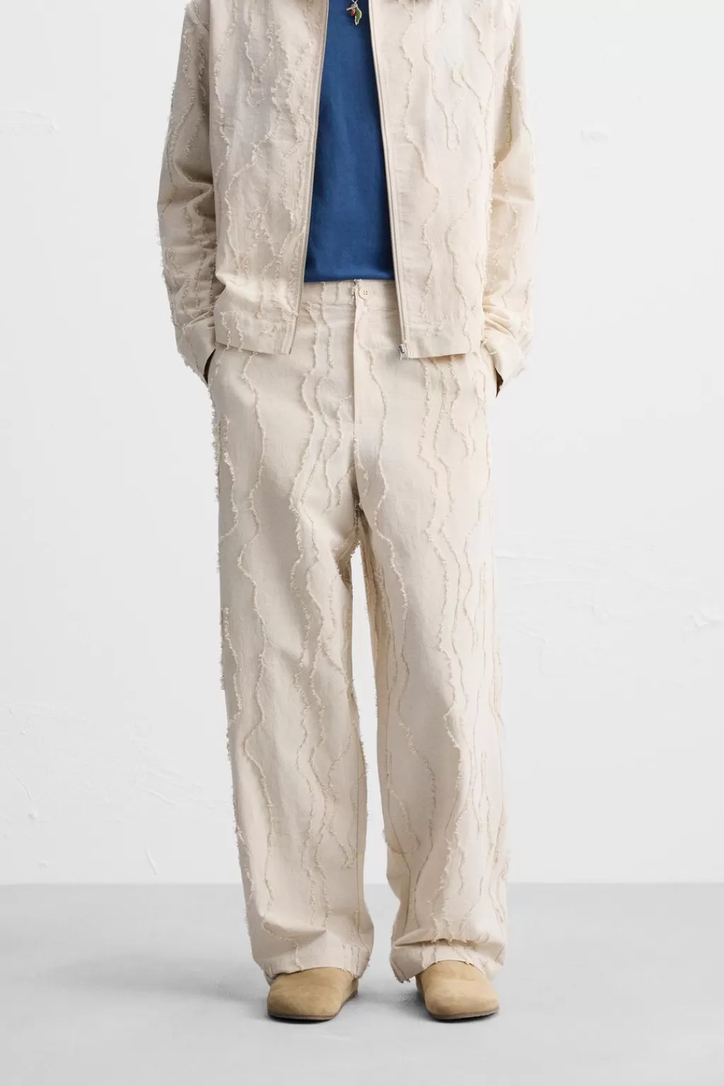 ZARA PANTALÓN JACQUARD RELIEVES<Hombre Pantalones