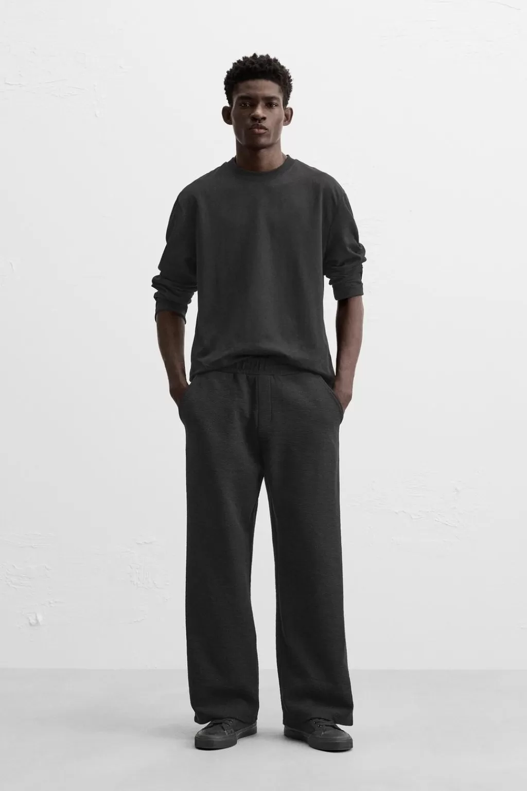 ZARA PANTALÓN JOGGER JACQUARD RELIEVE<Hombre Pantalones