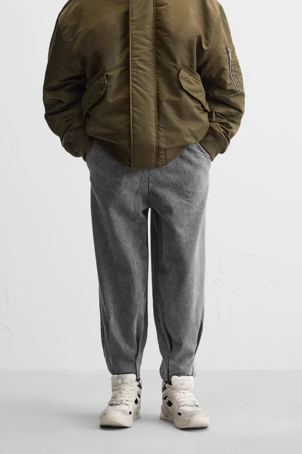 ZARA PANTALÓN JOGGER OVERSIZE LAVADO<Hombre Pantalones