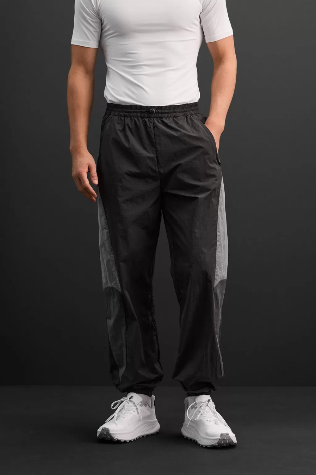 ZARA PANTALÓN JOGGER TÉCNICO COLOR BLOCK<Hombre Pantalones