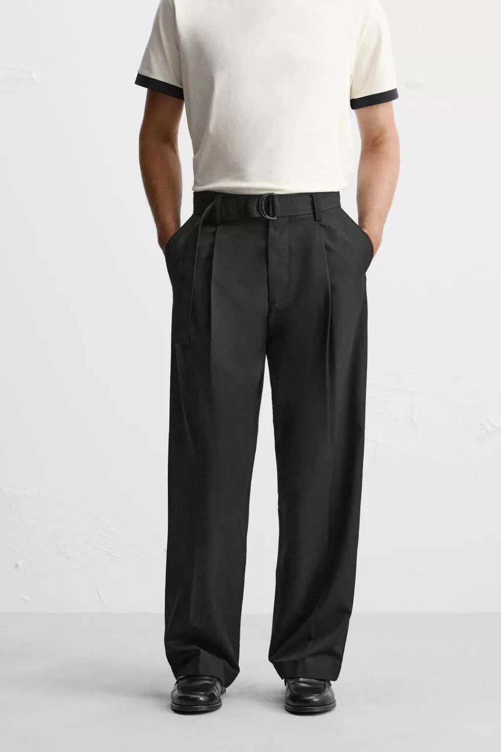 ZARA PANTALÓN PLIEGUES CINTURÓN<Hombre Pantalones