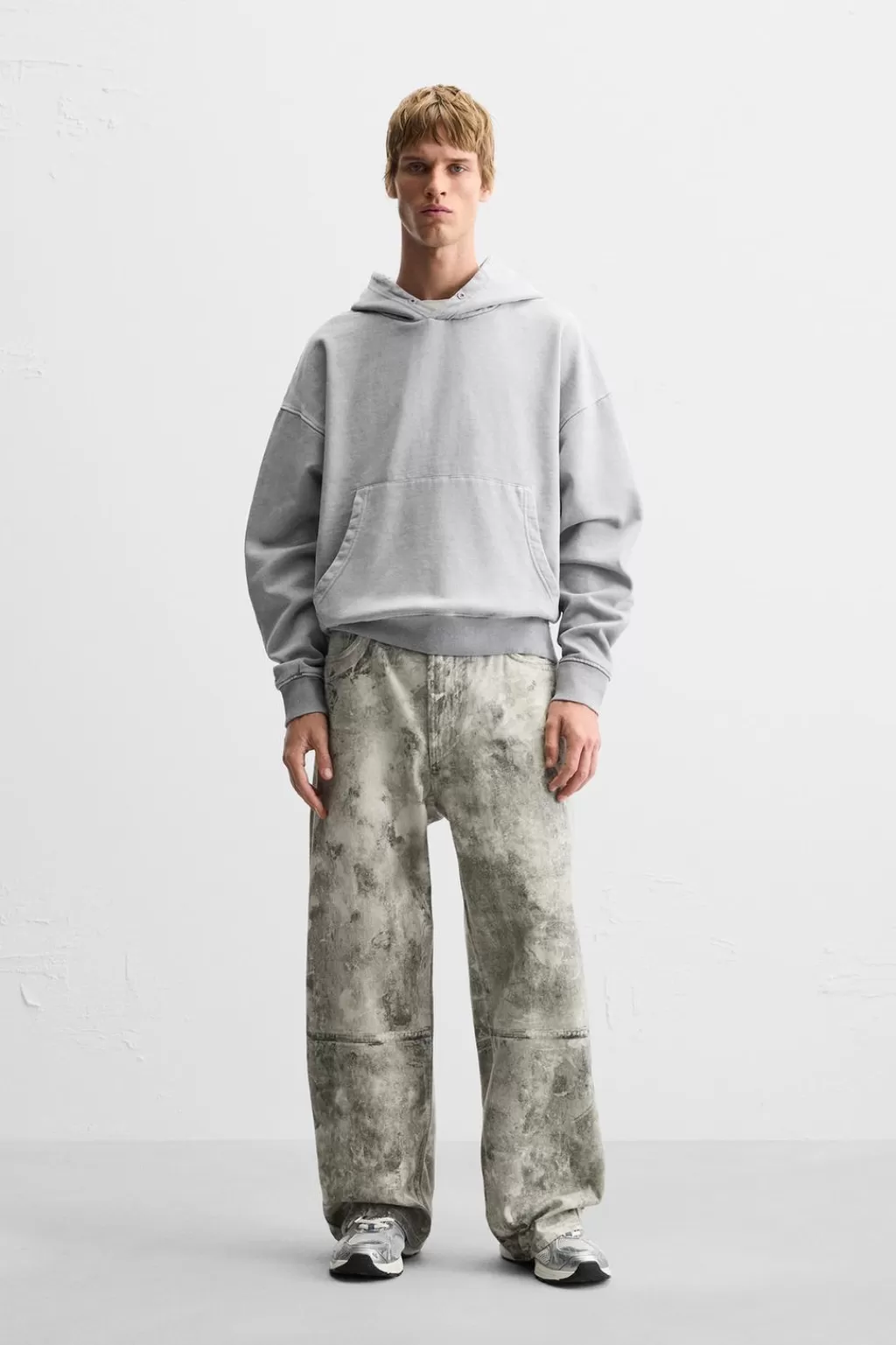 ZARA PANTALÓN RELAXED FIT ESTAMPADO ABSTRACTO<Hombre Pantalones
