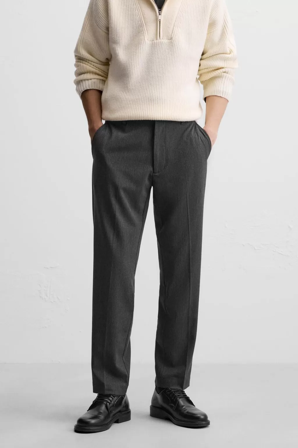 ZARA PANTALÓN STRAIGHT FIT RAYAS<Hombre Pantalones