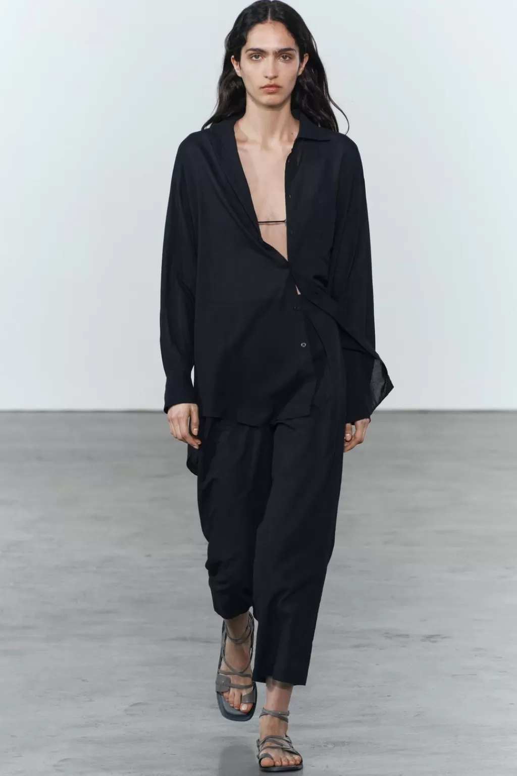 ZARA PANTALÓN TOBILLERO ZW COLLECTION<Mujer Pantalones