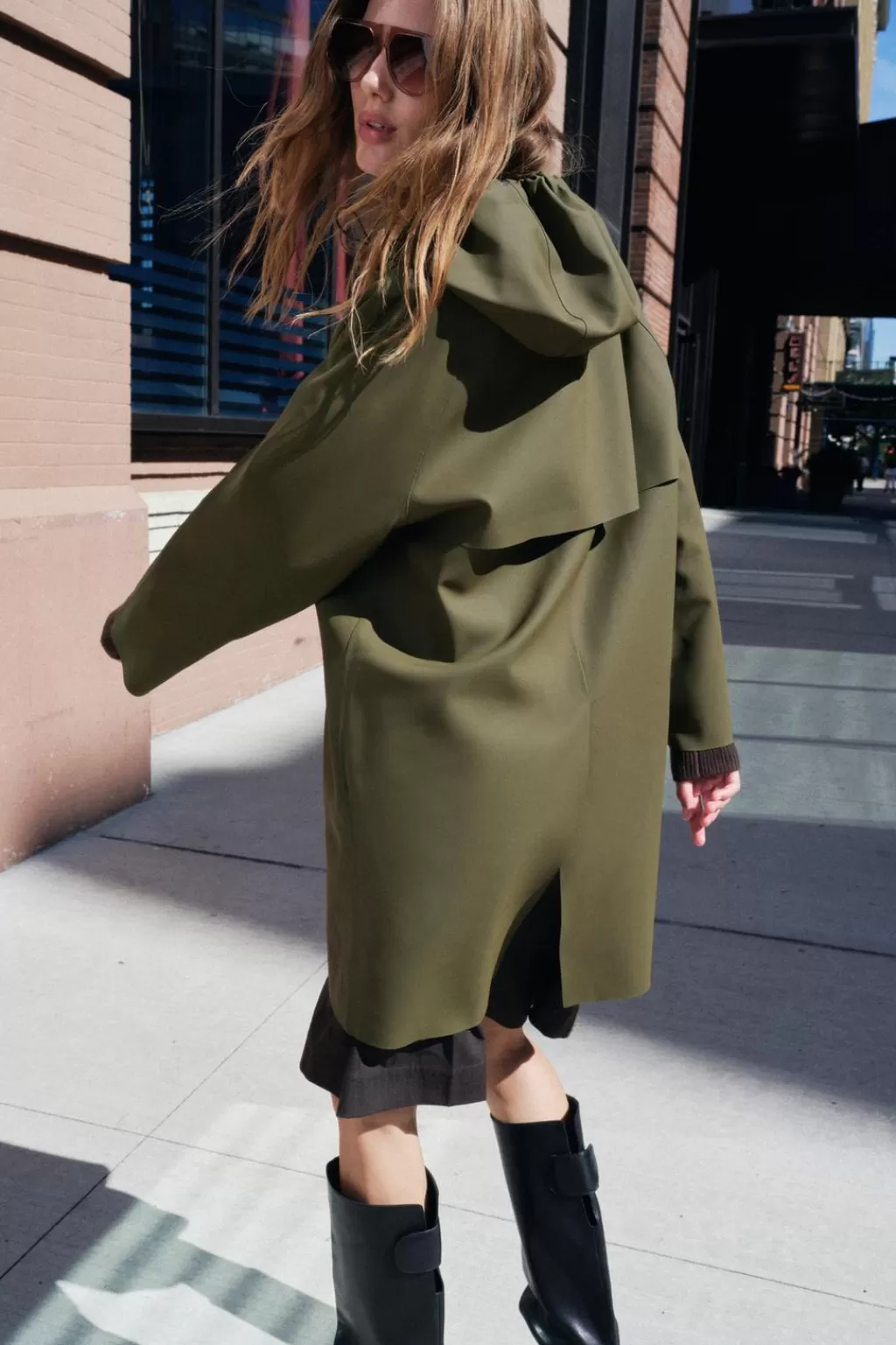 ZARA PARKA ENGOMADA ZW COLLECTION<Mujer Chaquetas / Cazadoras