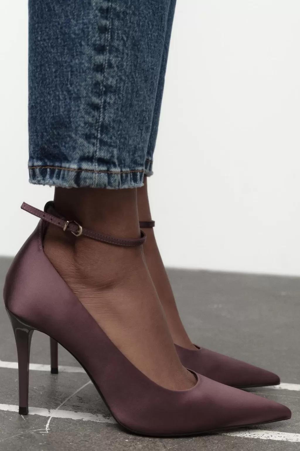 ZARA TACÓN EFECTO SATINADO<Mujer Zapatos