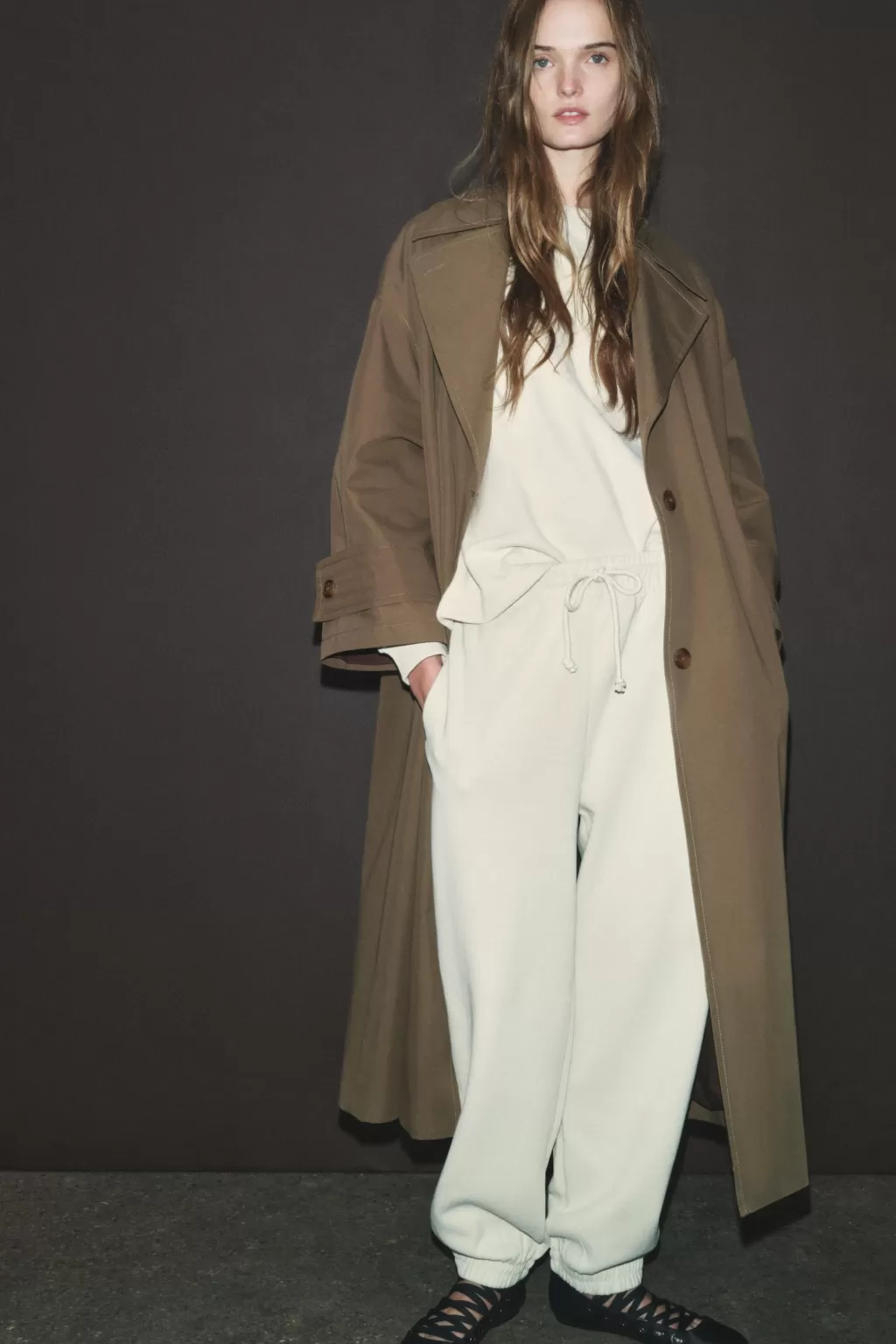 ZARA TRENCH CAPA OVERSIZE ZW COLLECTION<Mujer Abrigos / Anoraks