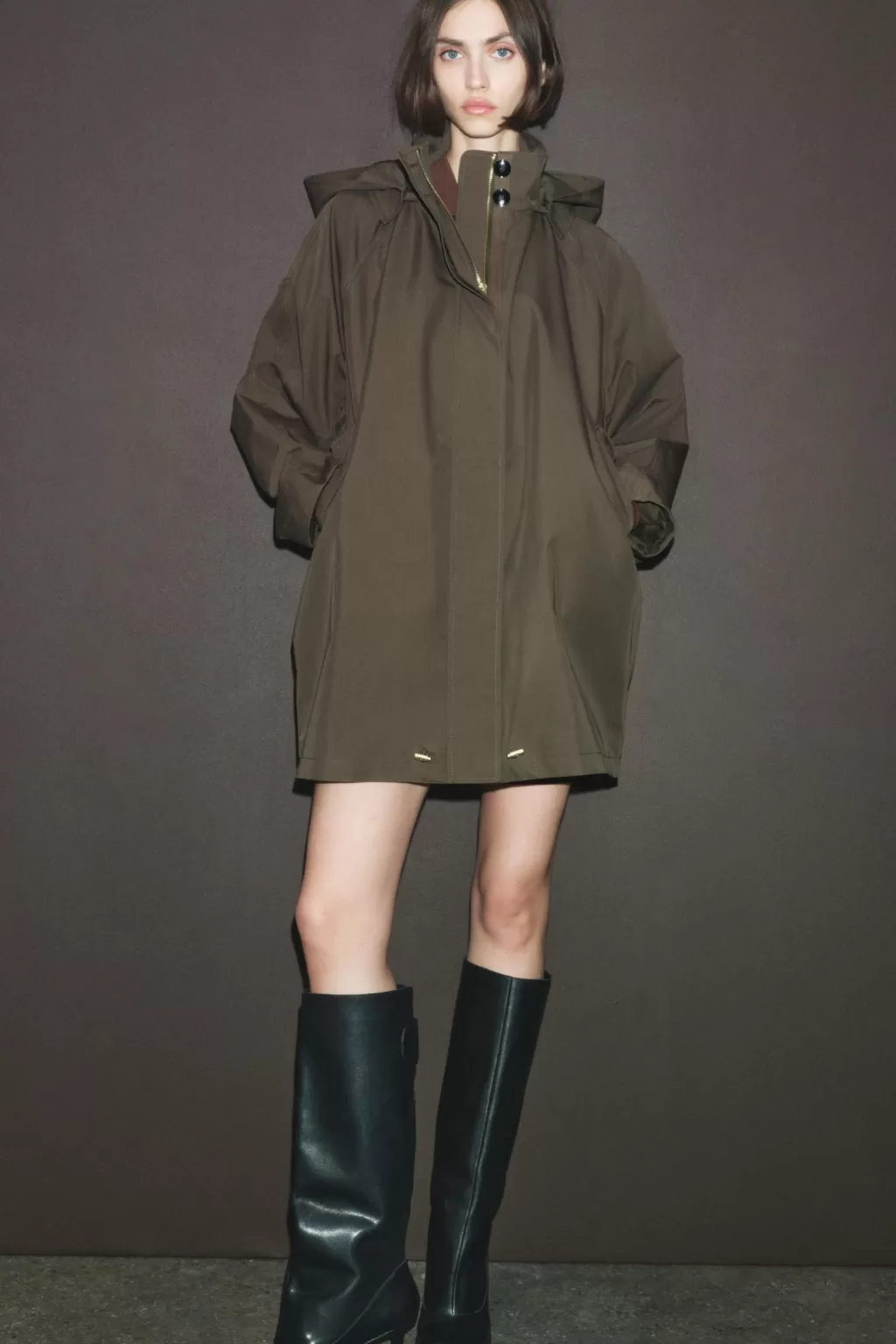 ZARA TRENCH CAPUCHA WATER REPELLENT ZW COLLECTION<Mujer Abrigos / Anoraks