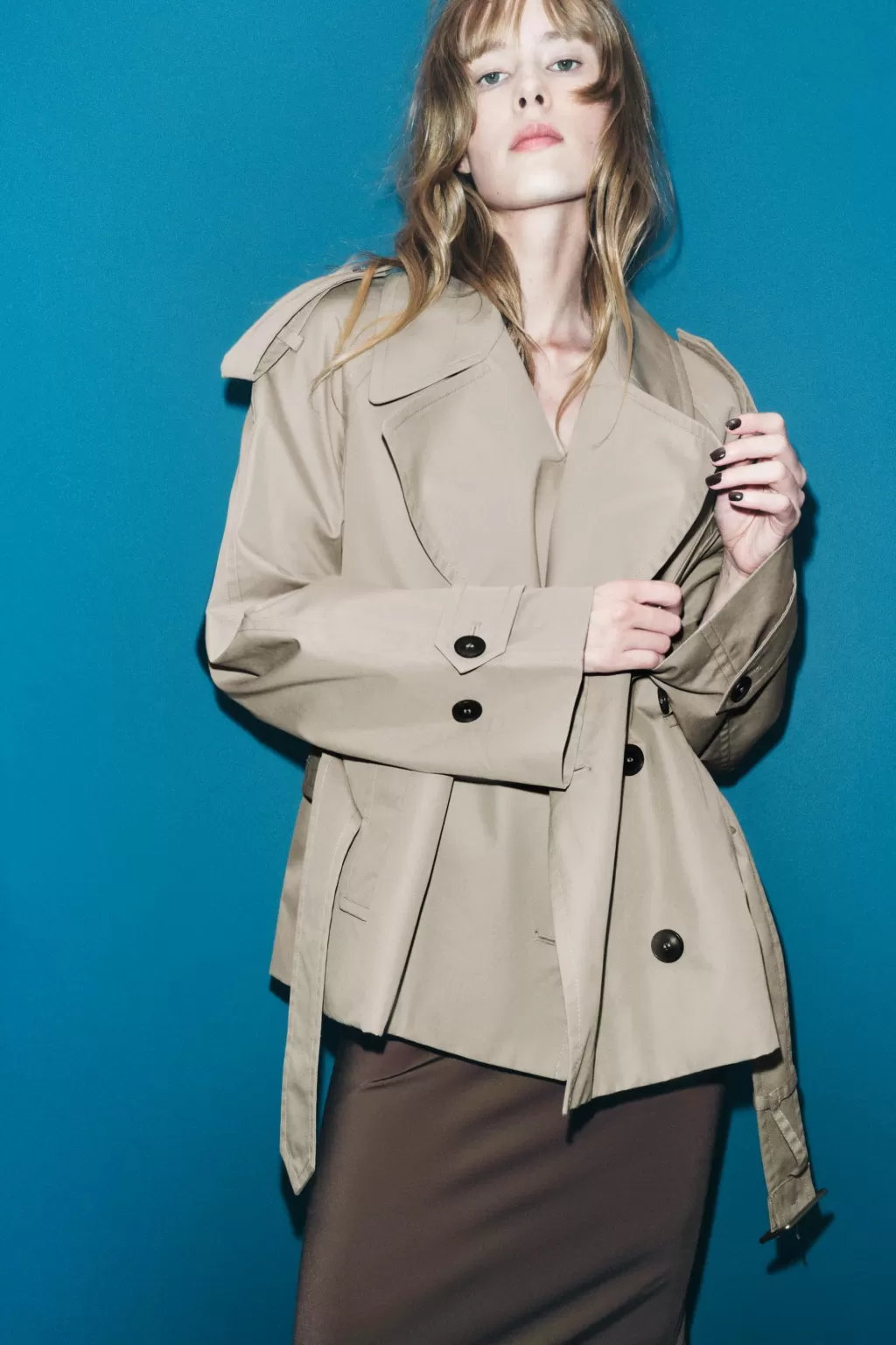 ZARA TRENCH CORTO ZW COLLECTION<Mujer Abrigos / Anoraks